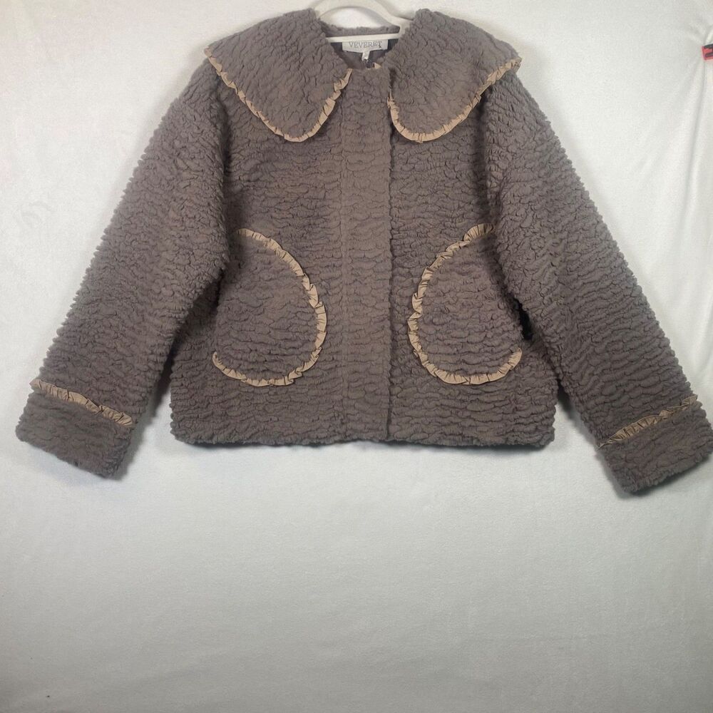 VEVERET Sherpa Jacket Gray Ruffle Trim Cottagecore NWT Size L